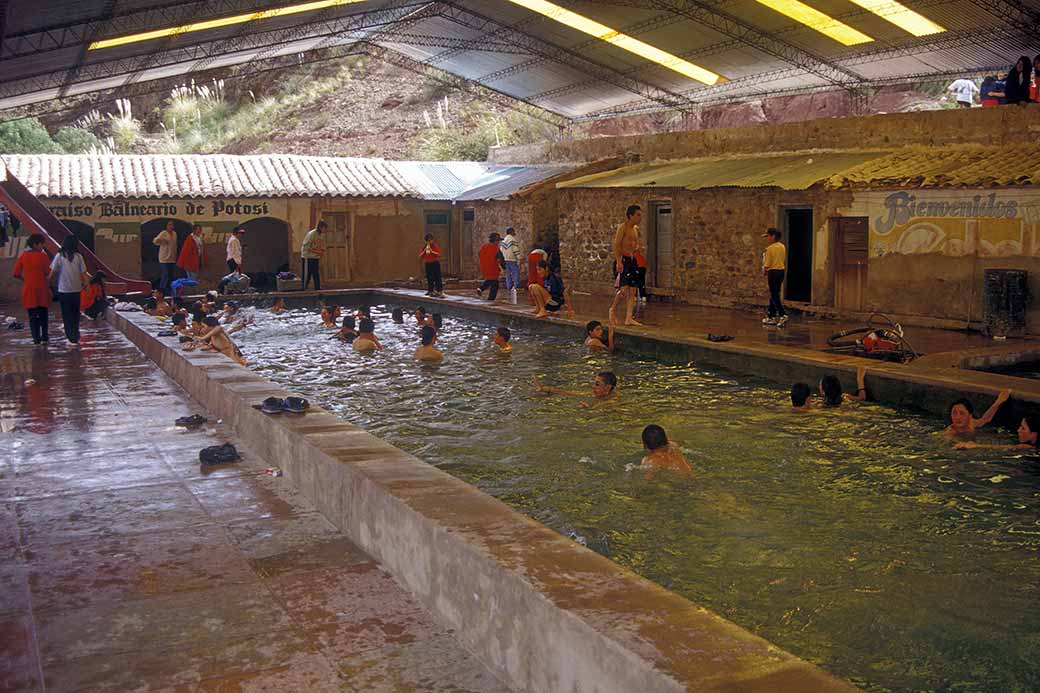 Tarapaya thermal pool