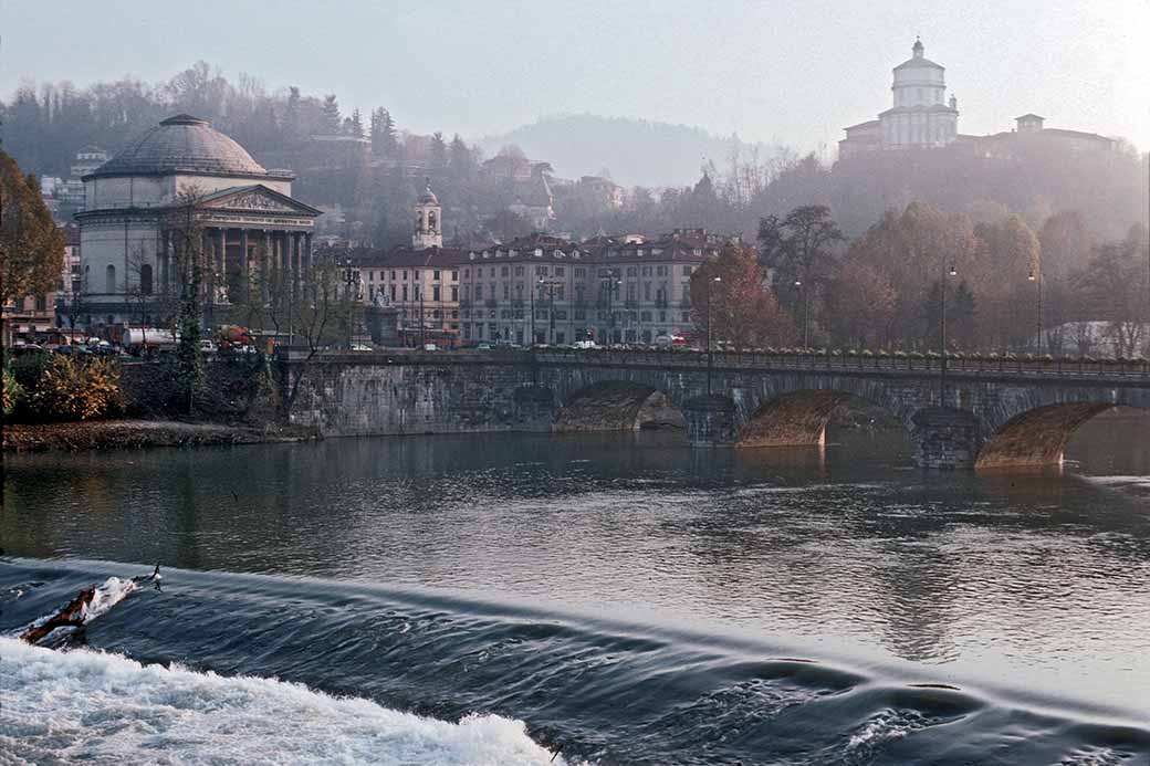 Po river, Turin