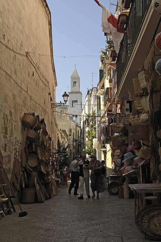 Alley in Bari Vecchia