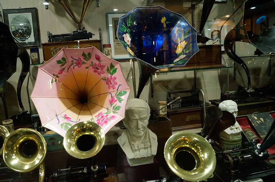 Various Edison phonographs