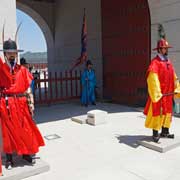 Guards, Gyeongbokgung