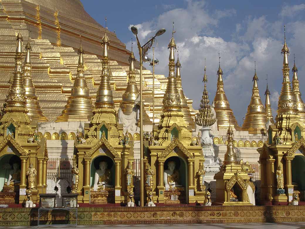 Shrines, Shwedagon