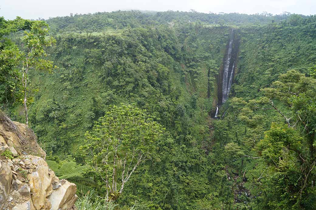 Papapapaitai Falls view