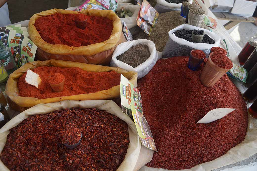 Selling spices, Qumtepa bazaar