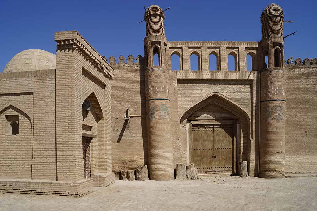 Tash-Hauli palace gate
