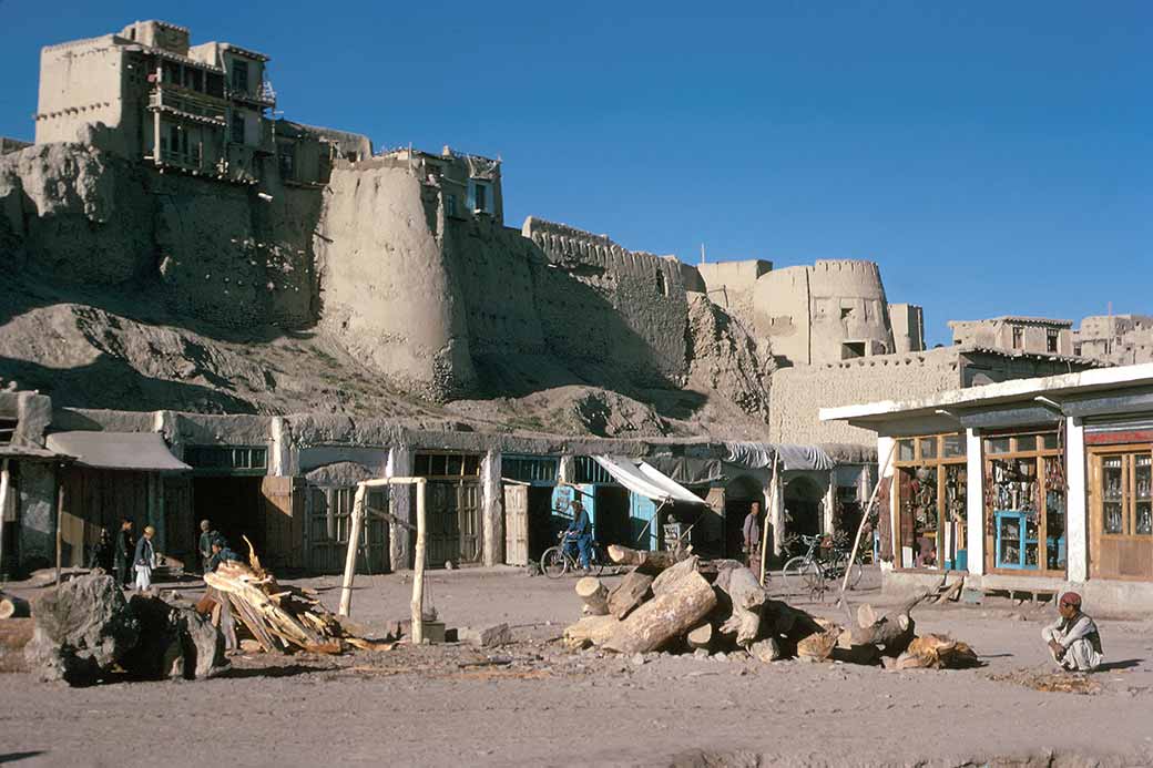 Bazaar near the Citadel