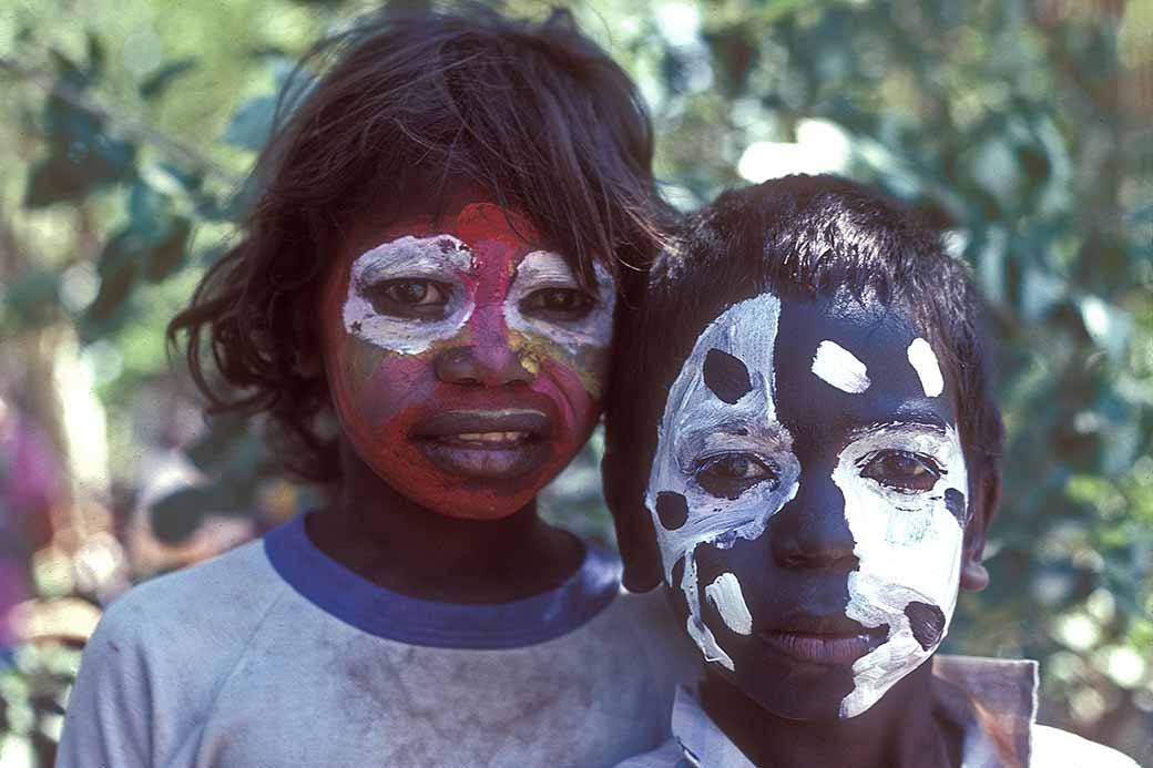 Painted faces | Aboriginal Children | Northern Australia | OzOutback