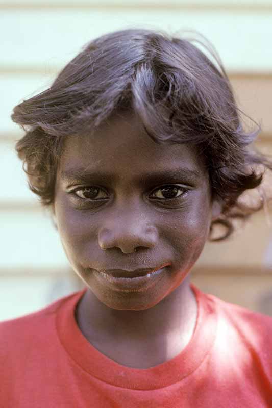 Люди австралоидной расы. Австралоидная раса. Меланезийская раса австралоидная. Австралоидная раса аборигены. Австралоиды (аборигены Австралии).