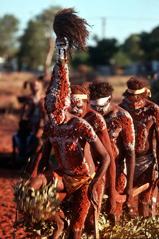 Warlpiri men | Aboriginal Dancing | Northern Territory | Australia ...