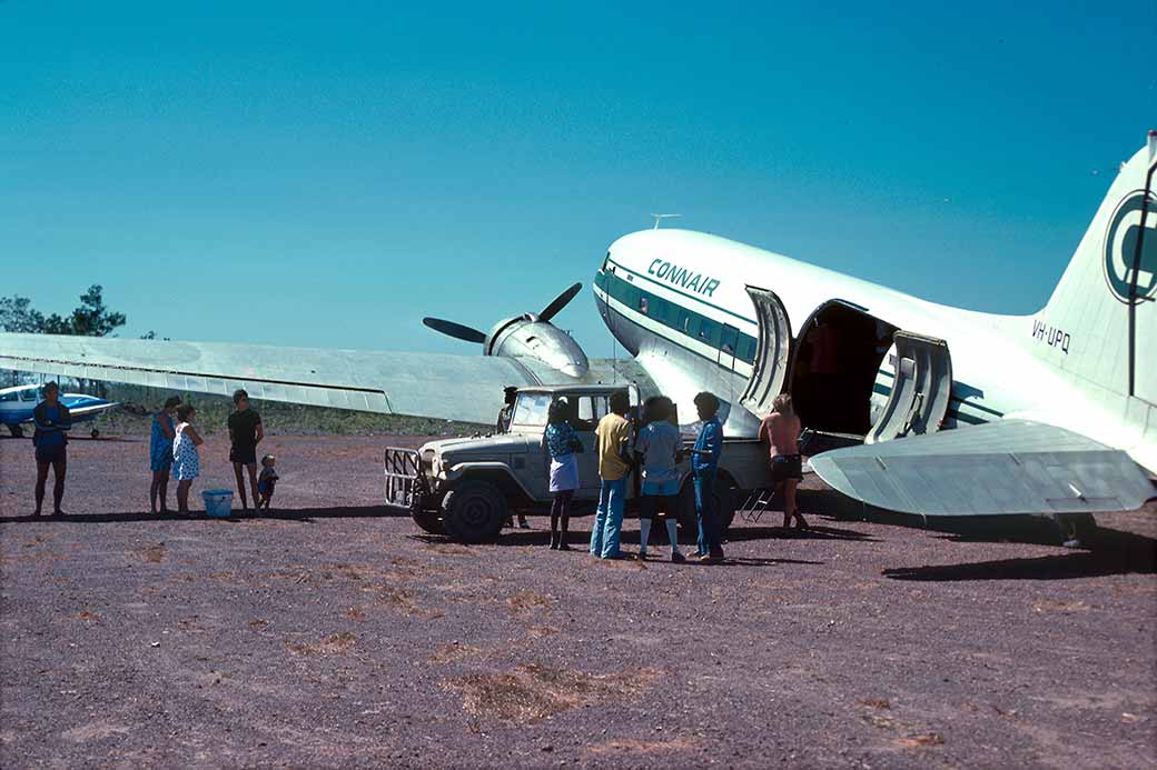 Connair DC-3