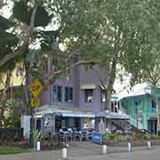 Palm Cove Shopping Village