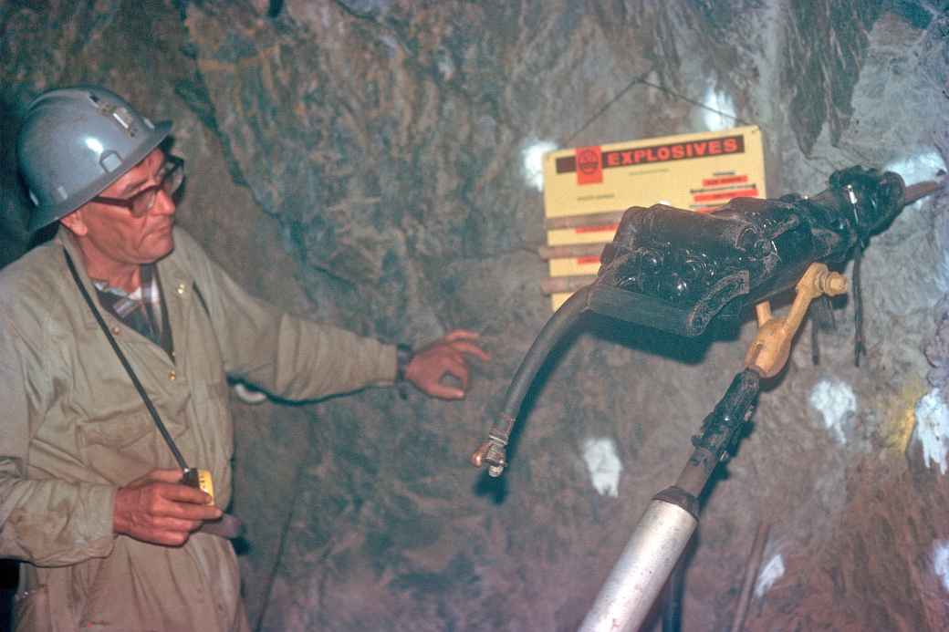 Hainault Tourist Mine