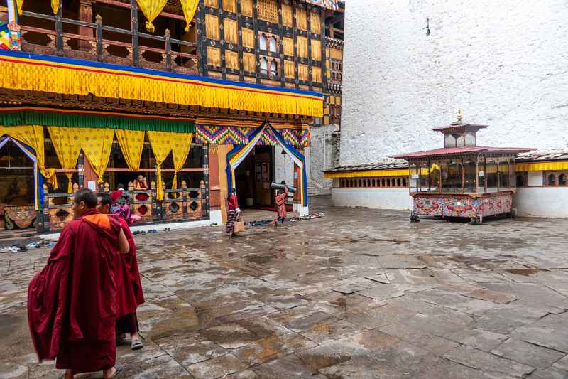 Woodcarvings Rinpung Dzong (Paro Dzong)