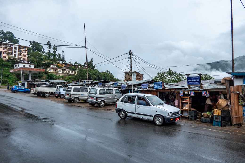 Small market in Lobesa