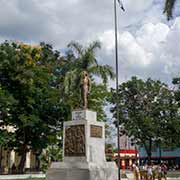 Statue of Céspedes, Bayamo