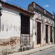 Delapidated façade, Camagüey