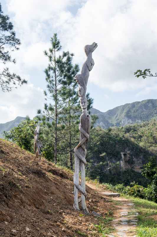 'Raices' sculptures, near Viñales