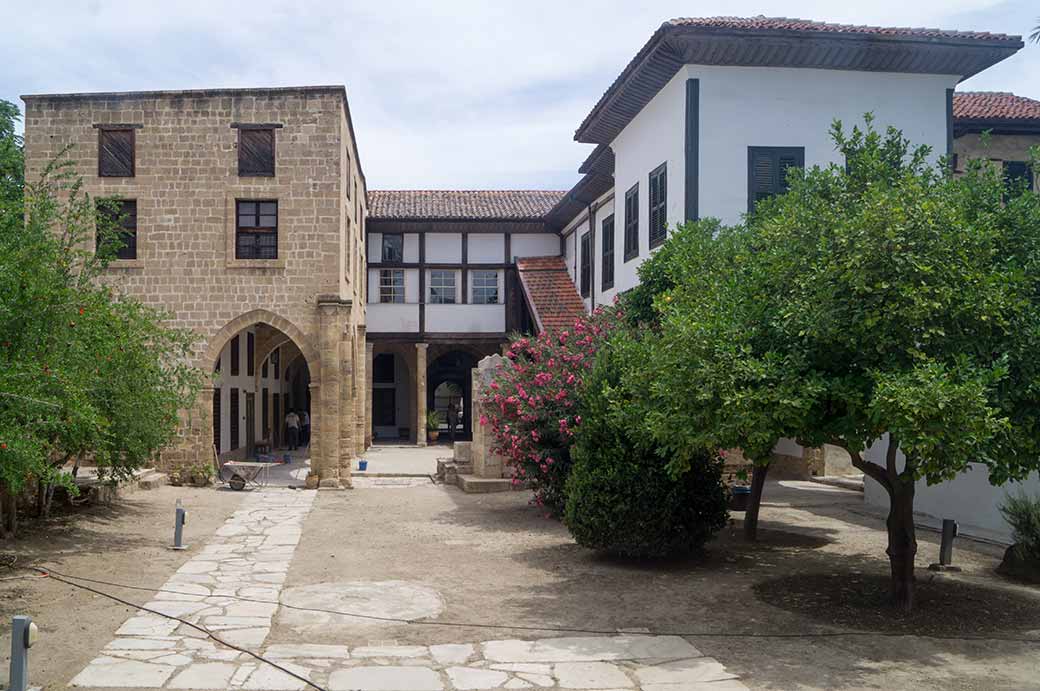Hadjigeorgakis Kornesios Mansion