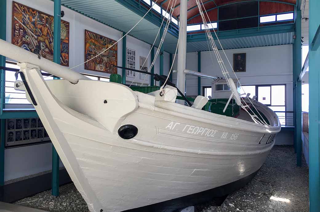 Agios Georgios boat, Chloraka
