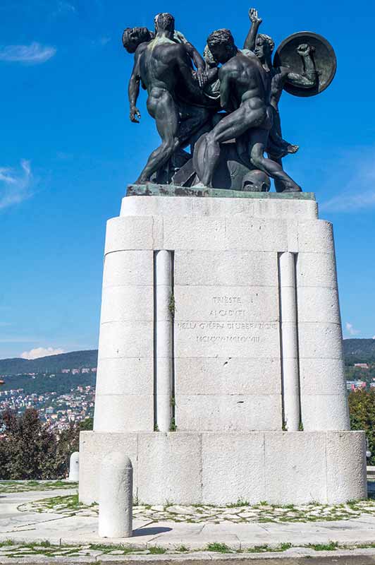 Monumento ai caduti di Trieste