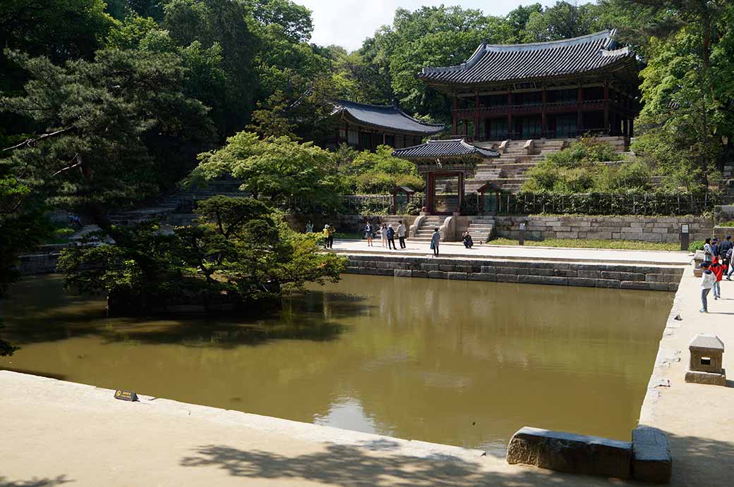 Buyongji, Secret Garden