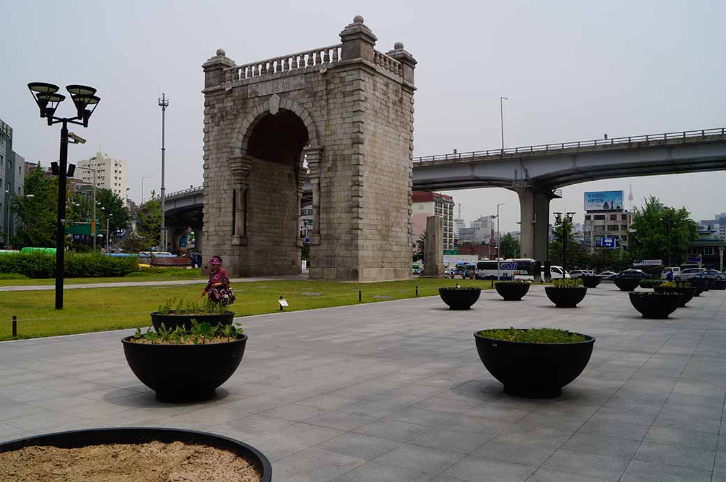 Dongnimmun Gate