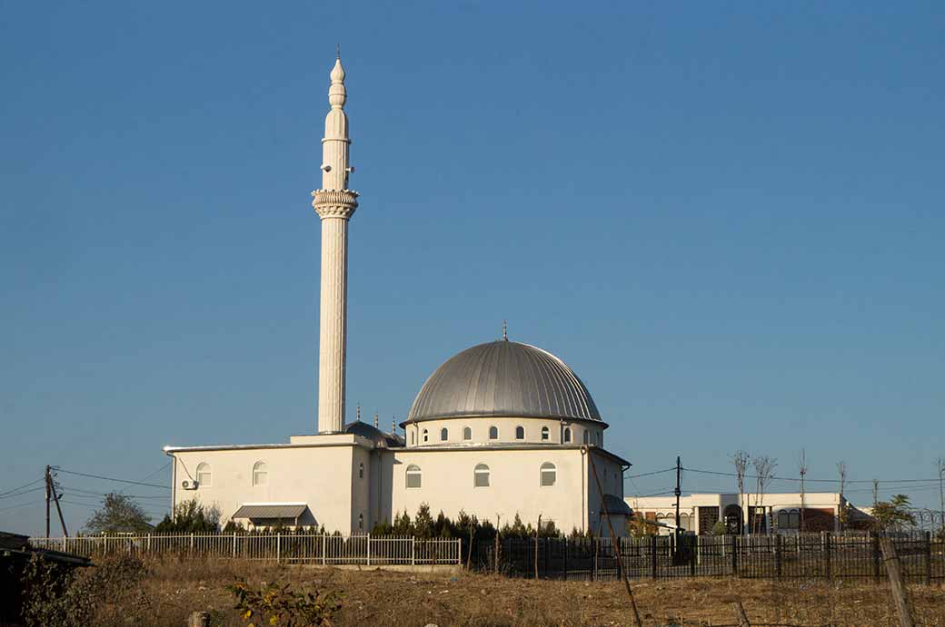 Cemetery Mosque-Arbër