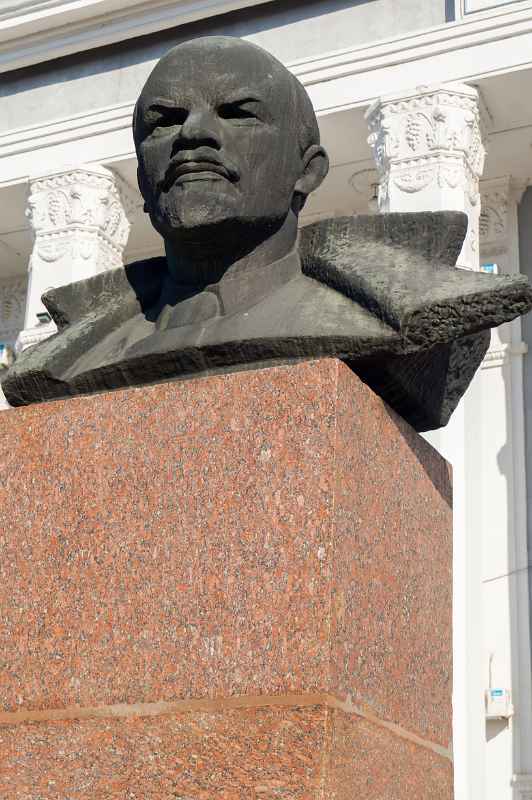 Bust of Vladimir Lenin, Tiraspol