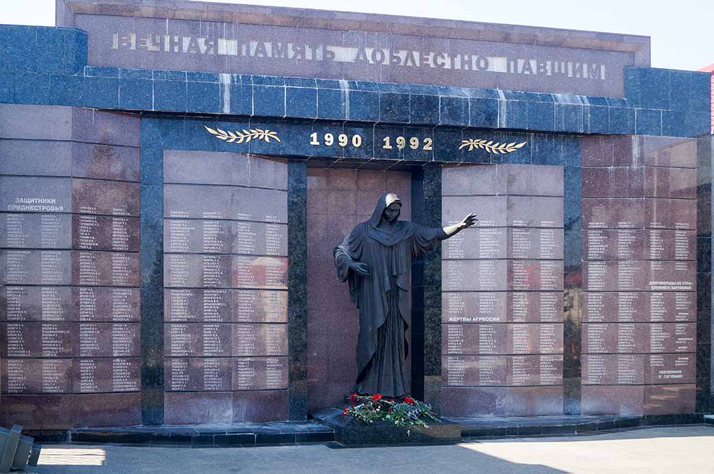 1990-1992 war monument, Tiraspol