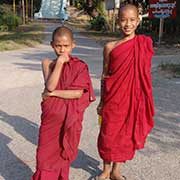 Novice monks