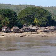 Village on Thanlwin 
