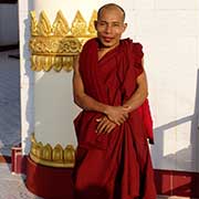 Monk in Mawlamyine