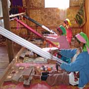 Padaung women weaving