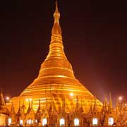 Shwedagon at night