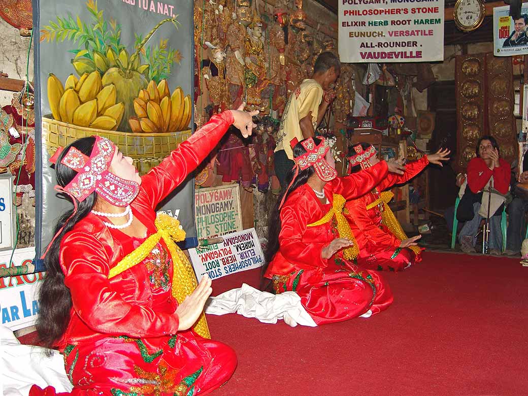 Burmese dancing