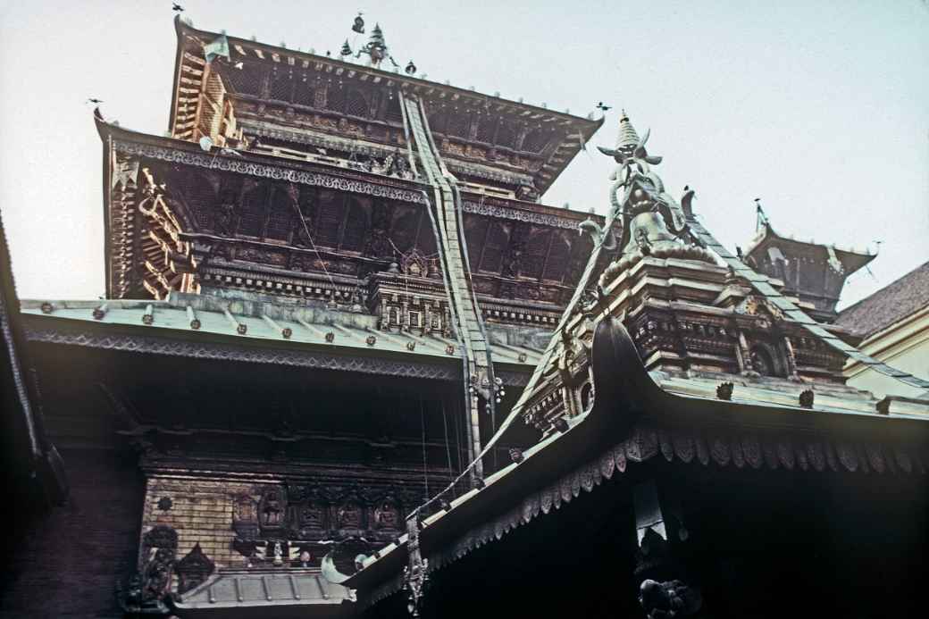 Roof, Hiranyavarna Mahavihara