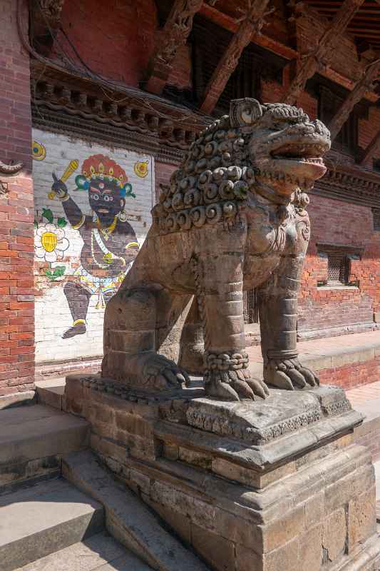 Lion statue, Royal Palace