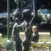 Fountain statue, Levanger