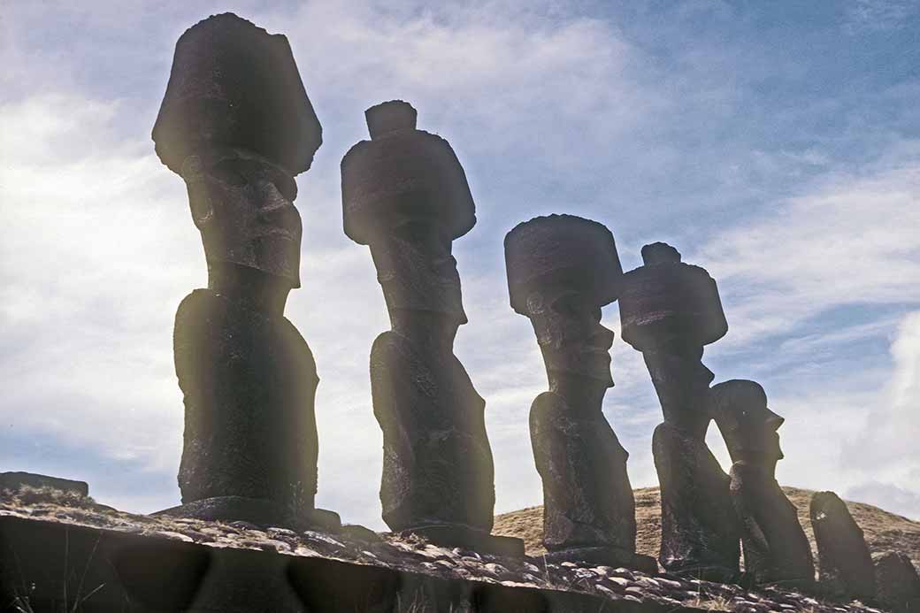 Seven moai, Ahu Nao-Nao