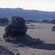 Plaine des Sables with lava blocks