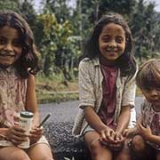 Three young girls, Bois Blanc