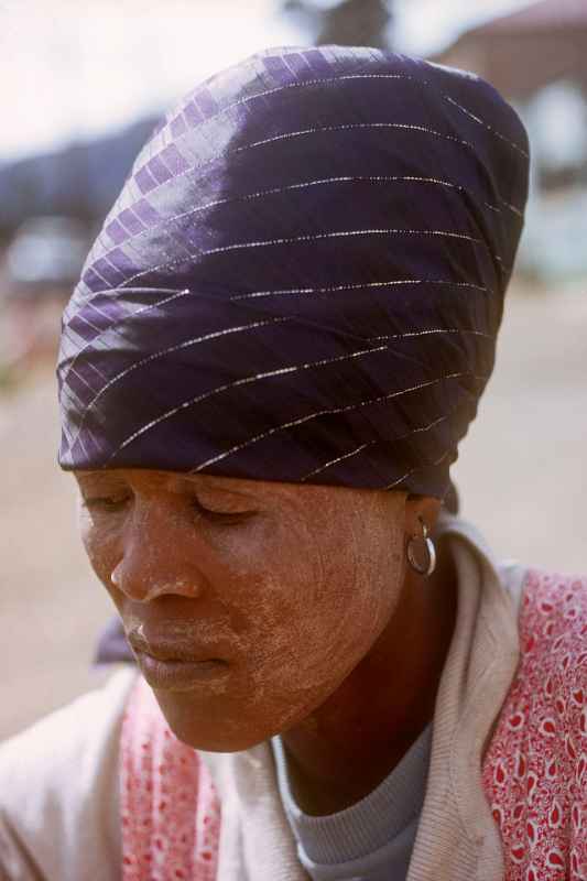 Tembu woman, Cala