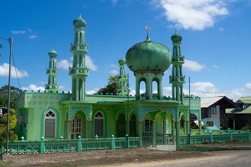 Djamaat Noer - Islam mosque, Voorburg