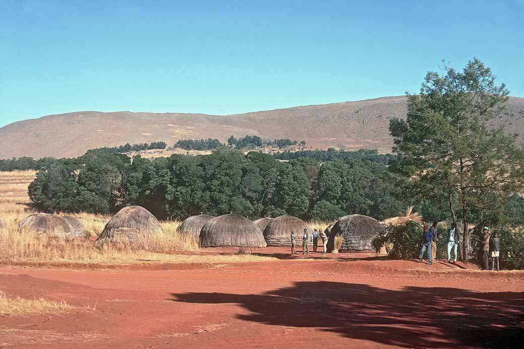  Swazi huts, Sibovu