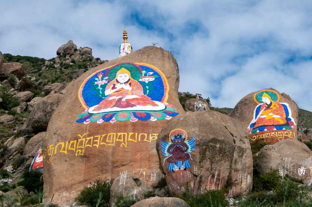 Rock paintings, Drepung Monastery
