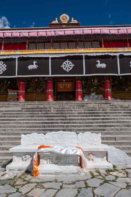 Drepung Monastery hall