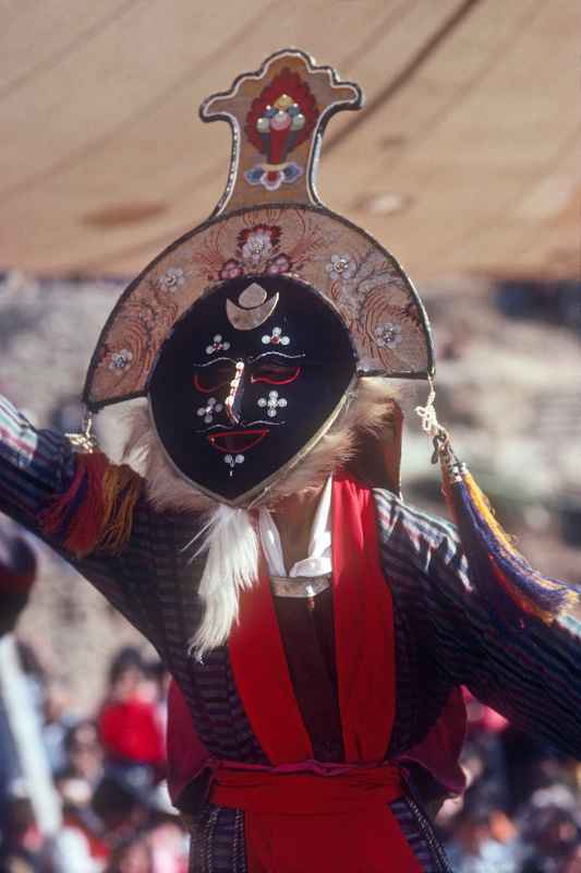 Masked dancer in Tibetan Opera