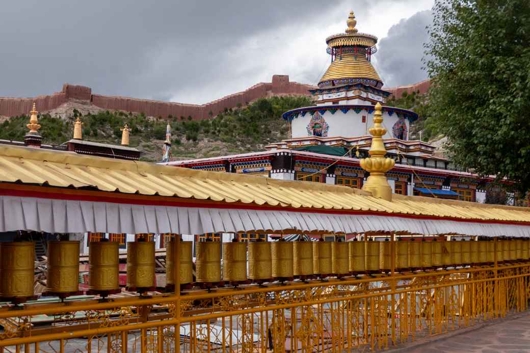 Palcho Monastery and Kumbum