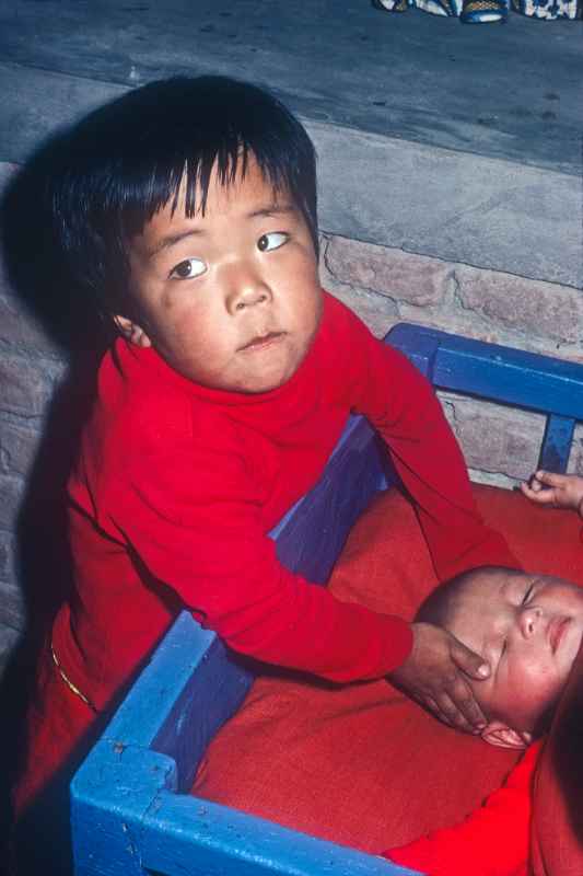 Two young Tibetan children