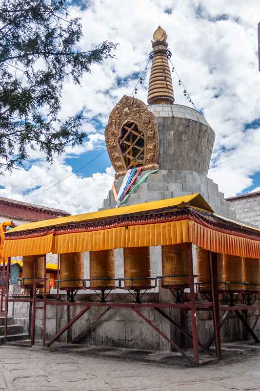Chorten and prayer wheels, Sera Monastery